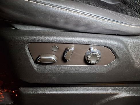 Used 2021 Cadillac Escalade ESV Sport Platinum AWD/4WD image 15
