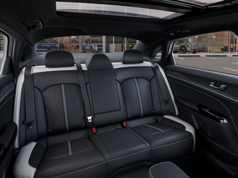 Certified 2025 Kia K5 GT-Line w/ GT-Line Premium Package image 16