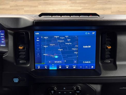 Used 2024 Ford Bronco Badlands image 17