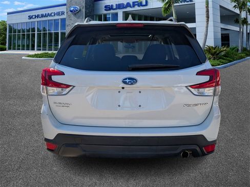 Used 2019 Subaru Forester Limited image 6