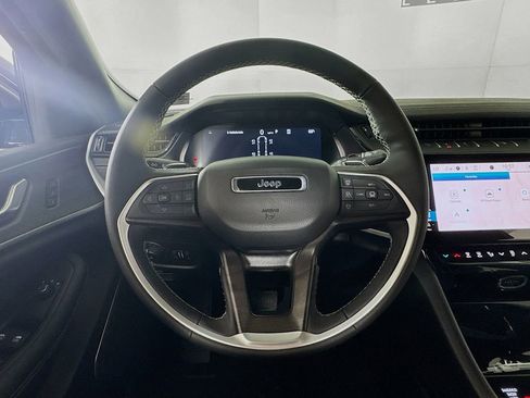 New 2026 Jeep Grand Cherokee L Limited AWD/4WD image 11
