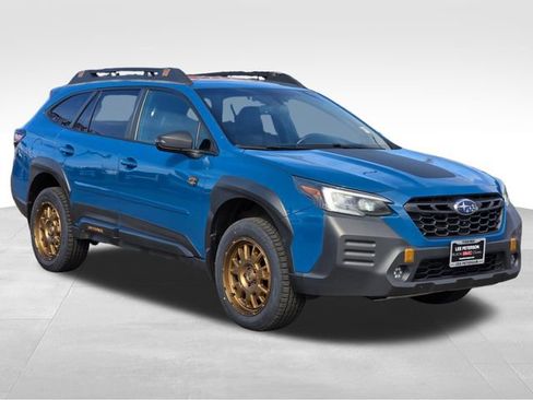 Used 2022 Subaru Outback Wilderness w/ Wilderness Package AWD/4WD image 7