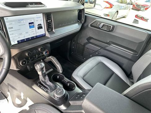 Used 2024 Ford Bronco Big Bend image 21