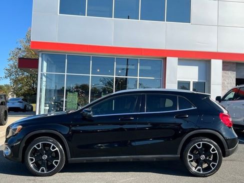Used 2018 Mercedes-Benz GLA 250 4MATIC image 8