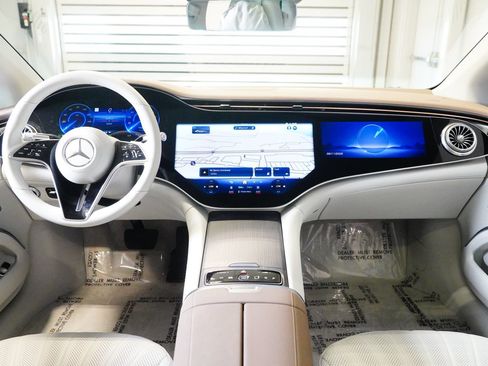 Certified 2024 Mercedes-Benz EQS 450+ 4MATIC Sedan image 14