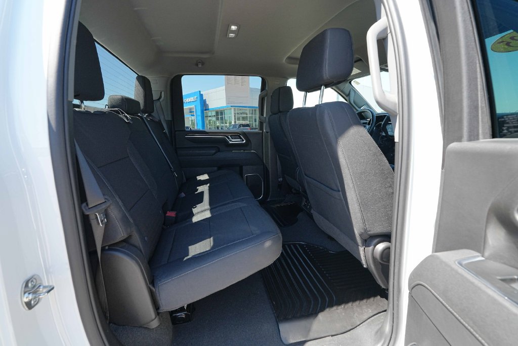 Used 2025 Chevrolet Silverado 2500 LT AWD/4WD image 24