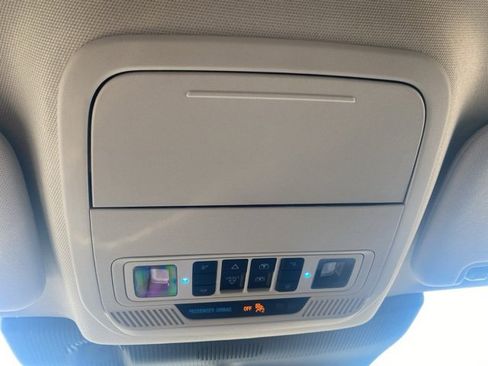 New 2025 Ford Explorer Active w/ Active Comfort Package image 24