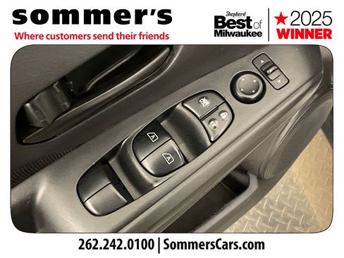 Used 2021 Nissan Kicks S image 11