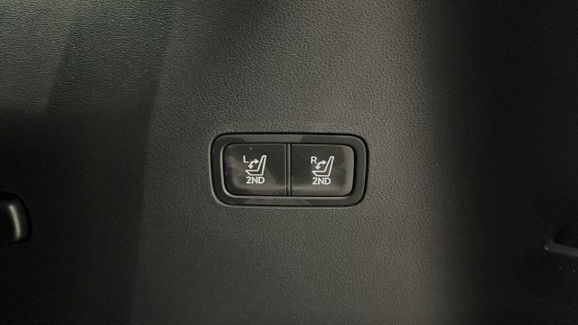 Used 2025 Hyundai Santa Fe Calligraphy AWD/4WD image 29