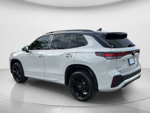 New 2026 Volkswagen Tiguan SE R-Line AWD/4WD image 7
