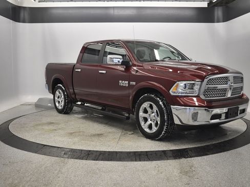 Used 2018 RAM 1500 Laramie w/ Convenience Group image 12