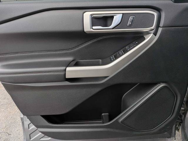 Certified 2024 Ford Explorer XLT AWD/4WD image 16