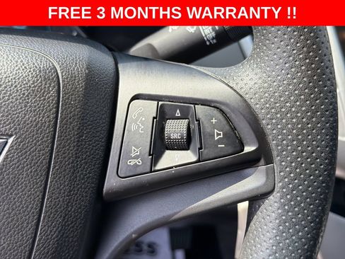 Used 2015 Chevrolet Cruze LS FWD image 38