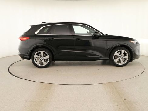 Certified 2025 Audi Q5 Prestige AWD/4WD image 8