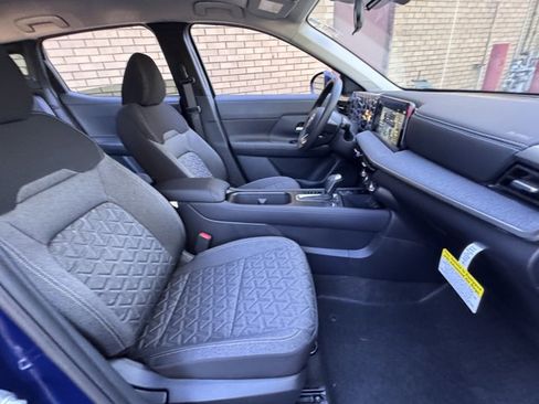 New 2025 Nissan Kicks SV w/ Charging Package image 8