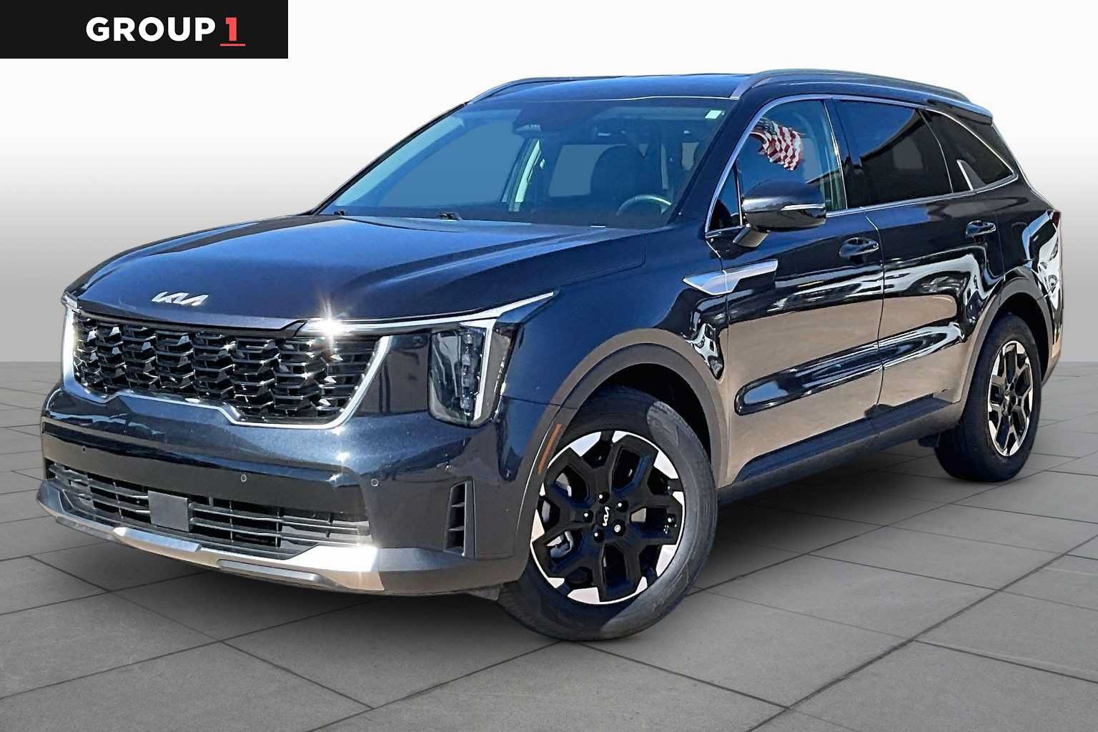 Used 2025 Kia Sorento S FWD image 1