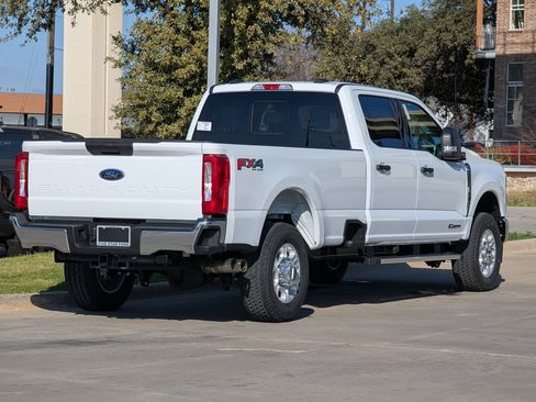 New 2026 Ford F350 XLT w/ FX4 Off-Road Package image 4