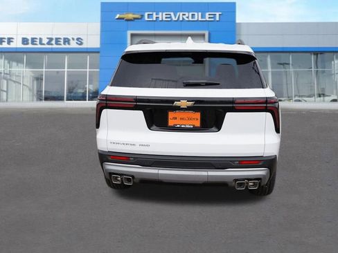 New 2026 Chevrolet Traverse LT w/ Driver Confidence Package image 4