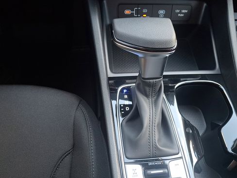 New 2026 Hyundai Tucson SE image 7