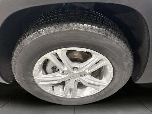 Certified 2024 GMC Terrain SLE w/ Driver Convenience Package image 22