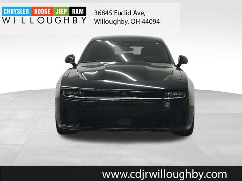 Used 2024 Dodge Charger R/T w/ Plus Group image 2