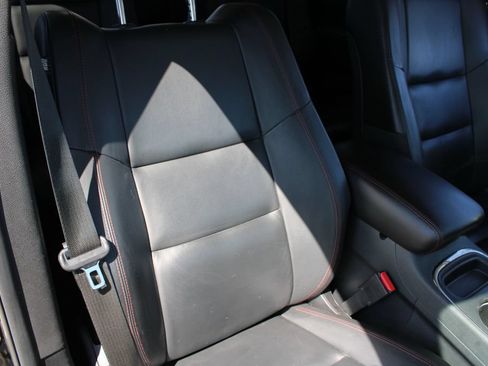Used 2018 Dodge Durango GT w/ Premium Group AWD/4WD image 16