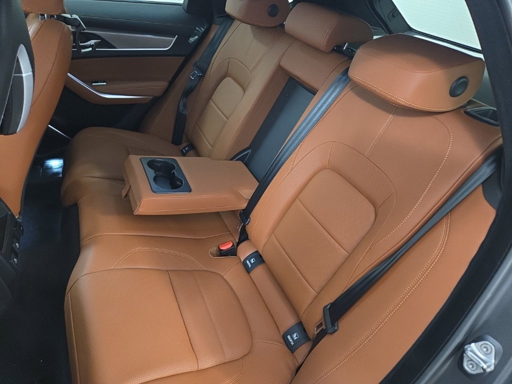 New 2026 Jaguar F-PACE R-Dynamic S AWD/4WD image 24