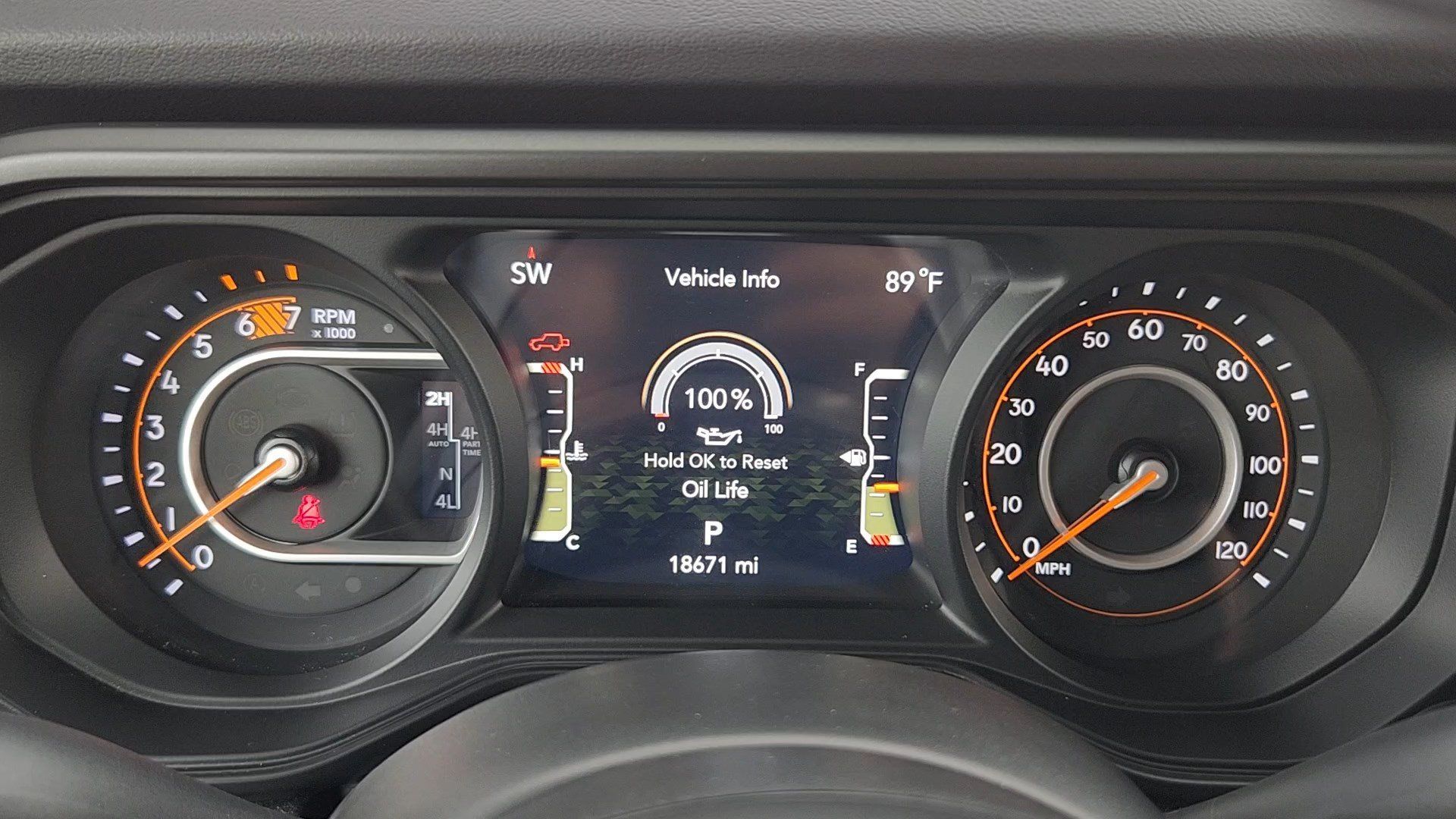 Used 2024 Jeep Wrangler Rubicon AWD/4WD image 11