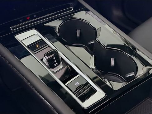 New 2026 Volkswagen Atlas SE image 18