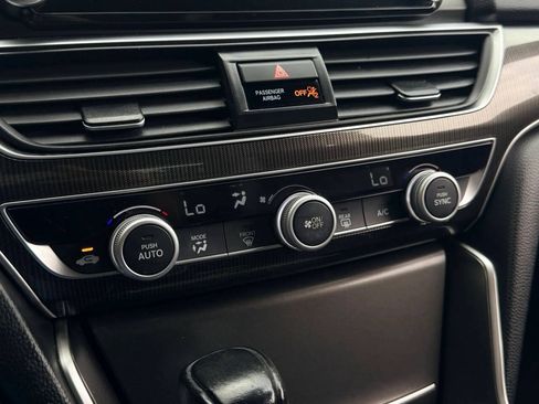 Used 2020 Honda Accord Sport image 25