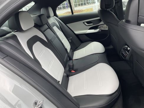 New 2026 Mercedes-Benz E 53 AMG e 4MATIC Sedan image 41