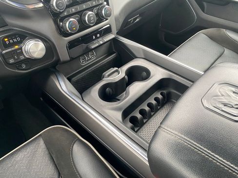 Used 2024 RAM 1500 Laramie AWD/4WD image 23