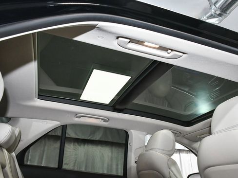 Used 2024 Mercedes-Benz GLE 350 4MATIC image 60