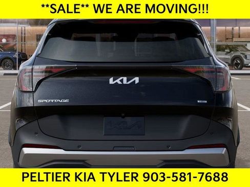 New 2026 Kia Sportage LX FWD image 13