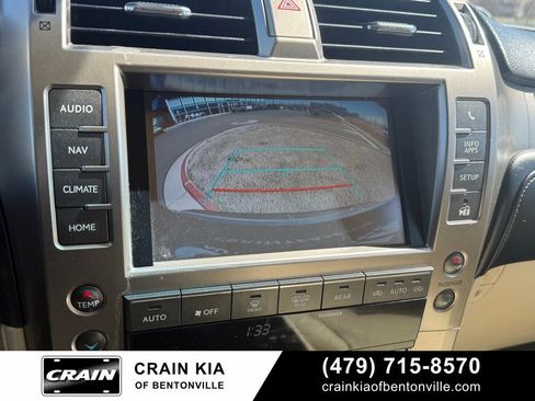 Used 2020 Lexus GX 460 Premium w/ Premium Package AWD/4WD image 16