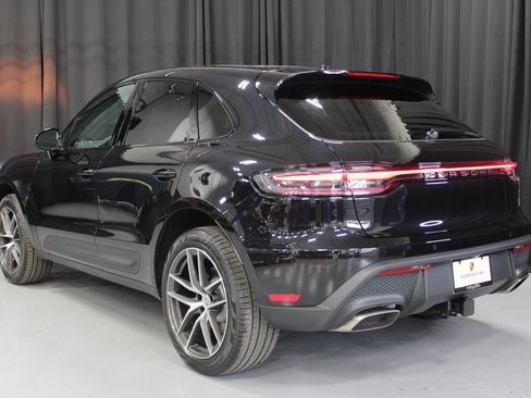 New 2026 Porsche Macan image 3