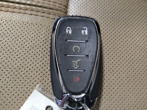 Used 2022 Chevrolet Equinox Premier image 32