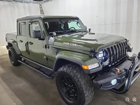 Used 2022 Jeep Gladiator Sport AWD/4WD image 5