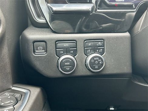 Used 2022 GMC Sierra 1500 SLT w/ SLT Premium Plus Package image 17