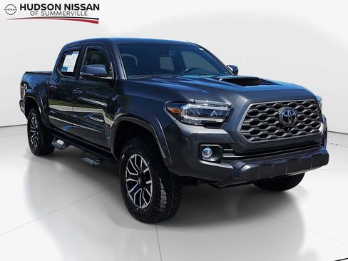 Used 2022 Toyota Tacoma TRD Sport w/ TRD Premium Sport Package AWD/4WD image 1
