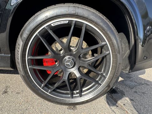 Used 2022 Mercedes-Benz GLE 63 AMG S image 17