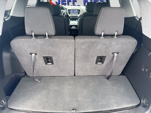 Used 2023 GMC Acadia SLE w/ Driver Convenience Package AWD/4WD image 10