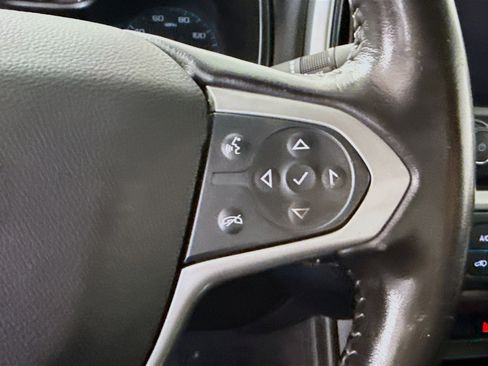 Used 2022 Chevrolet Colorado LT w/ Fleet Safety Package image 15