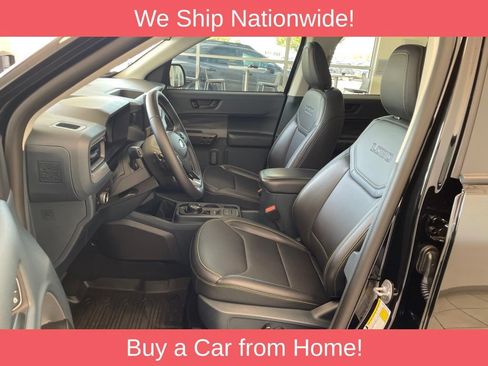 Used 2025 Ford Maverick Lobo AWD/4WD image 8