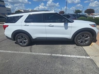 Used 2021 Ford Explorer XLT w/ Equipment Group 202A