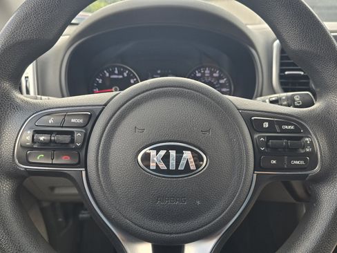 Used 2017 Kia Sportage LX FWD image 23