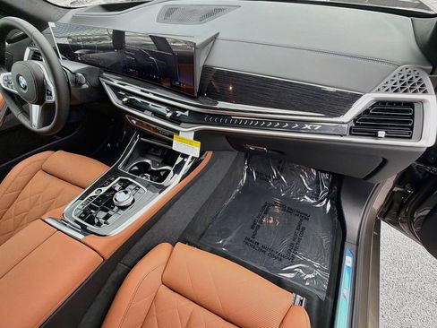 New 2027 BMW X7 xDrive40i w/ M Sport Package AWD/4WD image 15