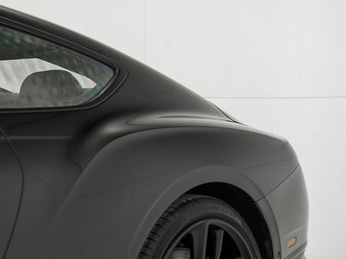 Used 2021 Bentley Continental GT image 81