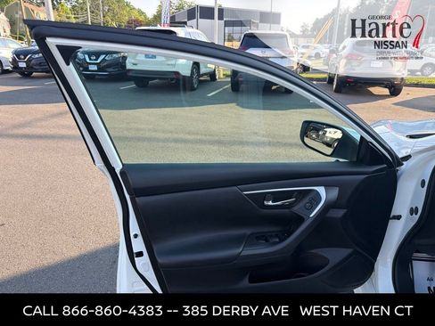 Used 2016 Nissan Altima 2.5 S w/ Power Driver Seat Package FWD image 11