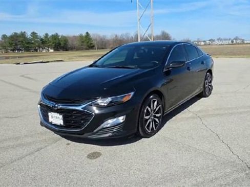 Used 2022 Chevrolet Malibu RS w/ LPO, Floor Liner Package image 3